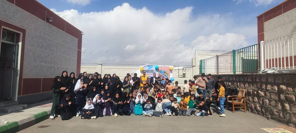 حضور کاروان «لبخند و امید» مرکز سیار روستایی هشترود در روستاهای علیآباد و خراسانک