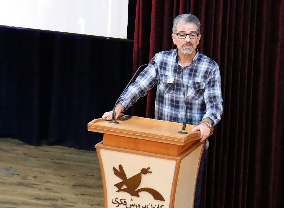 دانش‌آموزان در نشست علمی «وقتی زمین را ترک می‌کنیم» با رازهای سفر به فضا آشنا شدند