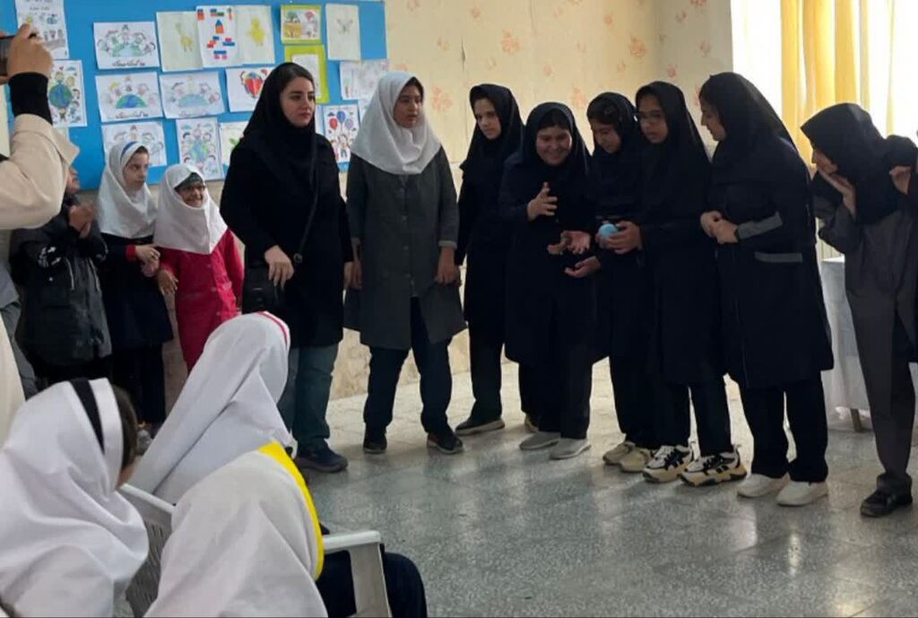 اجرای برنامه مشترک مراکز فراگیر شماره ۳ و ۱۴ کانون کرمانشاه برای کودکان با نیازهای ویژه