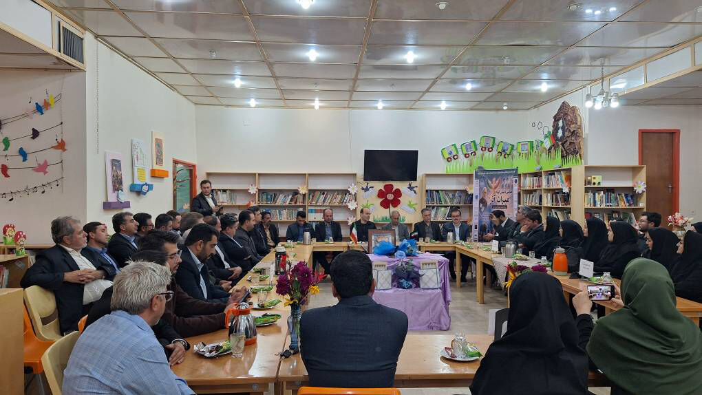 دورهمی صمیمی کانون پرورش فکری سراب برای تقدیر از حامیان رویداد «میراث آذر»