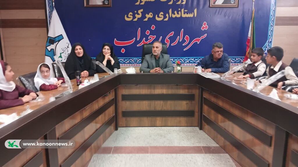 آشنایی نسل آینده با خدمات شهری و فضای سبز در آسان‌آخرین روز هفته ملی کودک