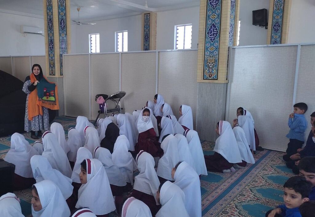 میزبانی روستاهای کمبرخوردار هرمزگان از برنامههای ویژه کانون پرورش فکری در اختتامیه هفته ملی کودک