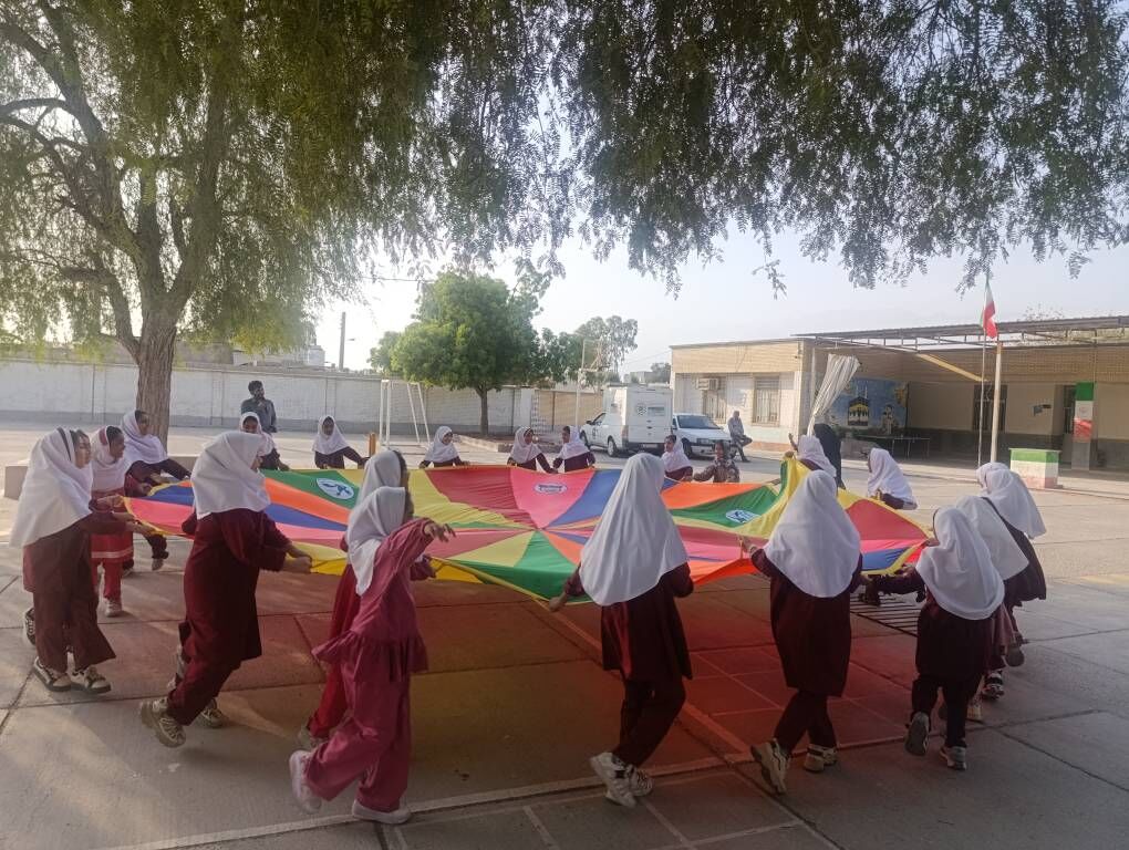 میزبانی روستاهای کمبرخوردار هرمزگان از برنامههای ویژه کانون پرورش فکری در اختتامیه هفته ملی کودک