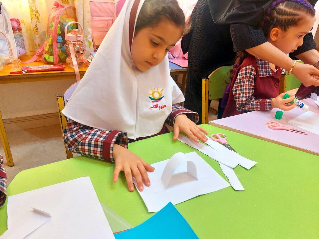از قصهگویی اثرگذار تا کارگاههای خلاقانه برای دانشآموزان «علم آفتاب»