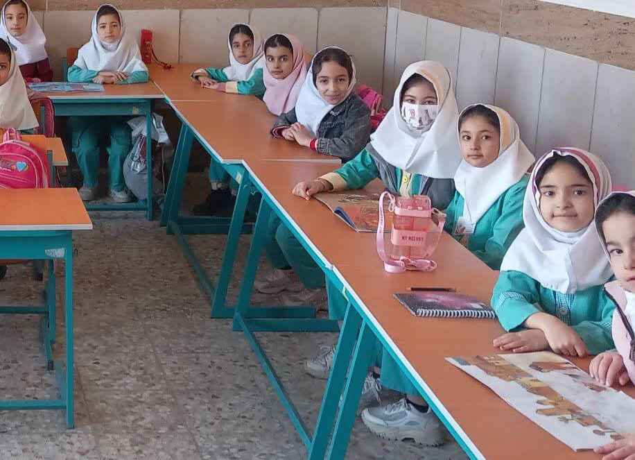 کانون گواور هفته ملی کودک را با ترویج کتاب‌خوانی میان نوخوان‌ها گرامی داشت