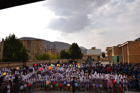 سفر تماشاخانه سیار کانون در لرستان - شهرستان نورآباد