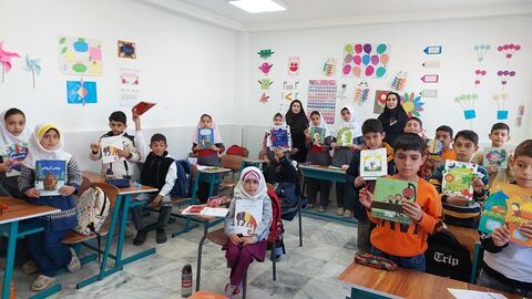 گزارش تصویری| «پیک امید» کانون اردبیل در زادگاه شهید مرحمت بالازاده