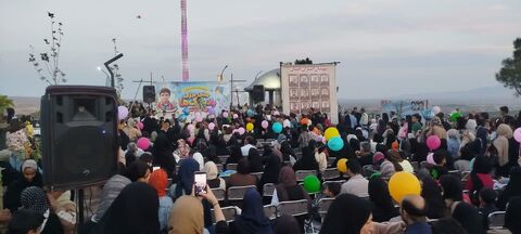 گزارش تصویری جشن بادبادک‌ها در بام‌شهر کاشمر