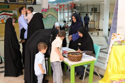 آیین تجلیل از فرزندان شهدای کودک و نوجوان در مازندران