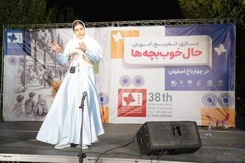 درخشش علوم و نجوم در اصفهان؛ میزبانی کانون علوم و فناوری‌های نوین ( کافنا)  از بیش از ۳۰ هزار علاقه‌مند به فضا