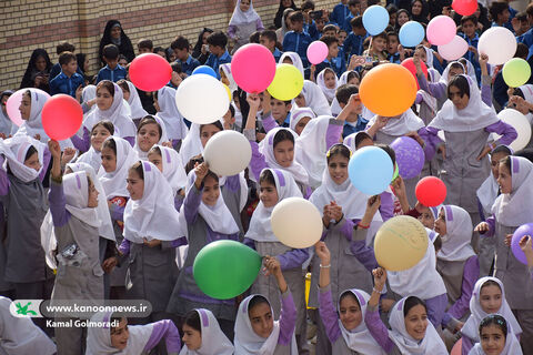 شهرستان نورآباد لرستان میهمان تماشاخانه سیار کانون