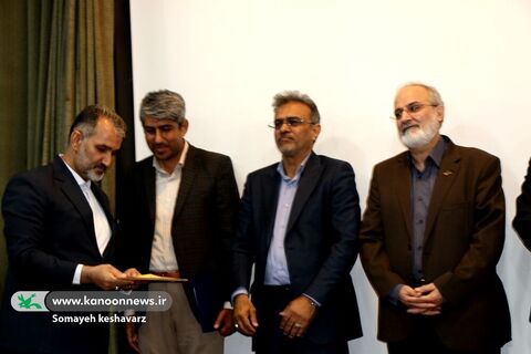 2آیین تودیع و معارفه مدیرکل کانون پرورش فکری کودکان و نوجوانان استان فارس