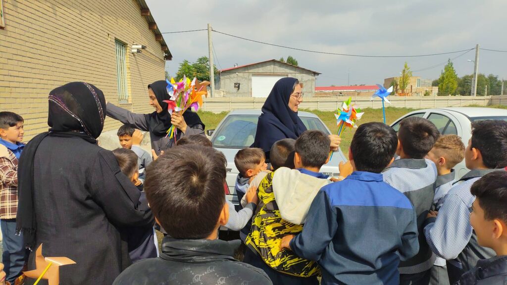 فعالیتهای مرکز شماره چهار کانون اردبیل در هفته ملی کودک/ گستره لبخند کانون از بنیاد کودک تا روستای صومعه