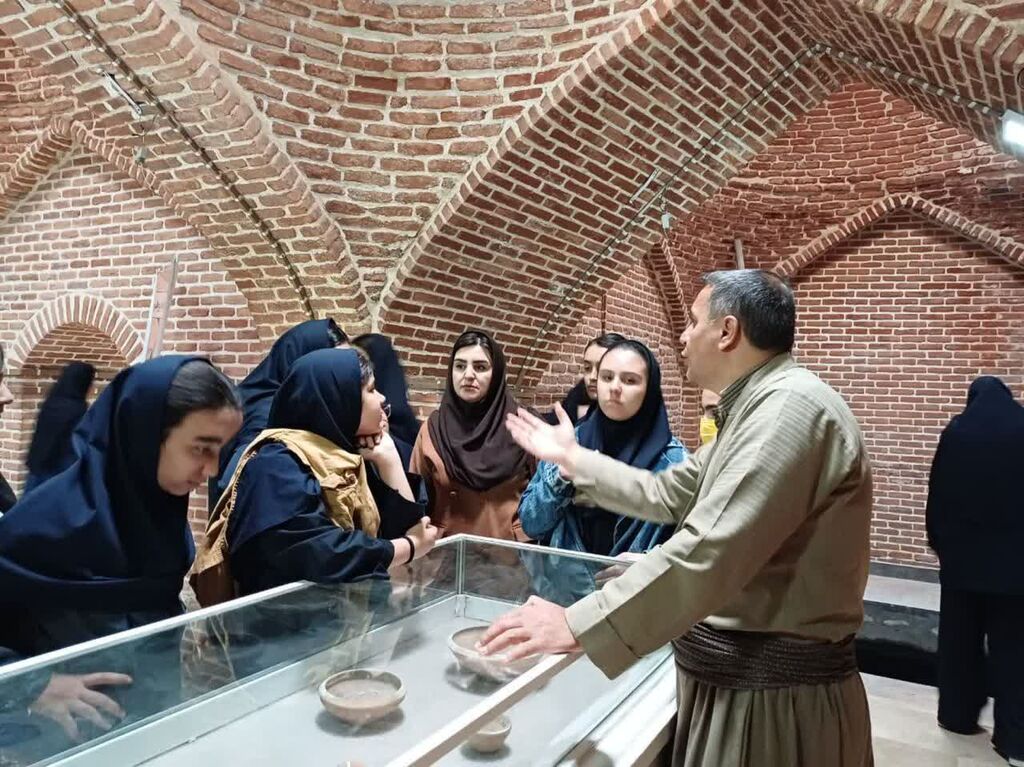 «تماشای تاریخ»؛ نوجوانان از دل گذشته، هویت امروز را شناختند