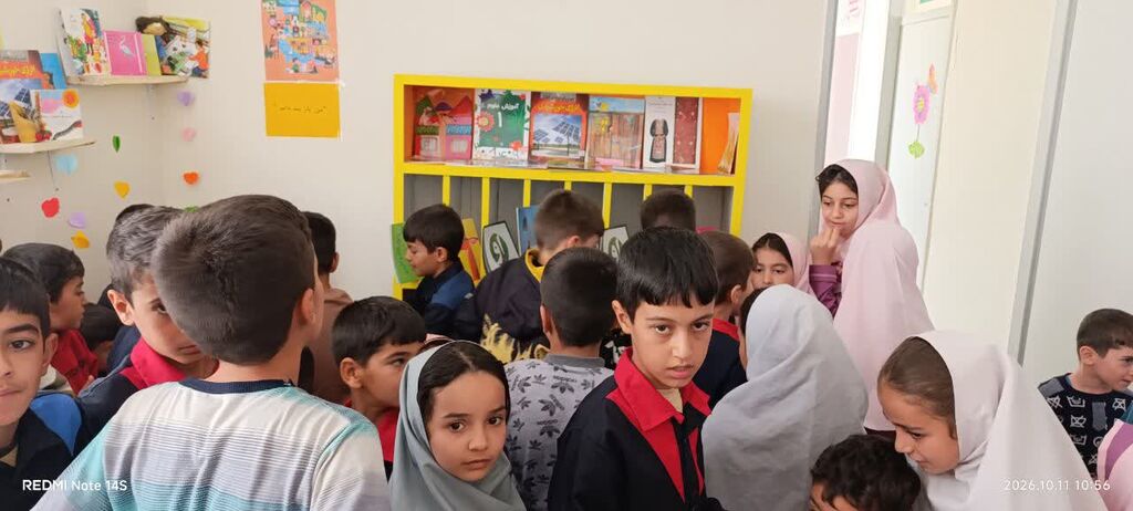 افتتاح کتابخانه روستایی در تکاب؛گامی تازه برای دسترسی کودکان روستا به دنیای کتاب
