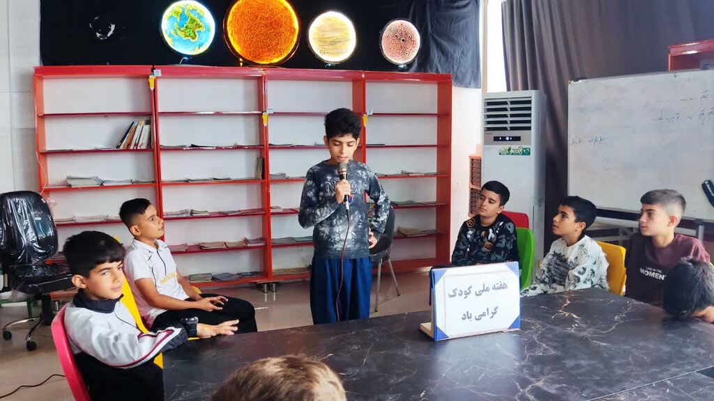 دانش‌آموزان ثلاث باباجانی در آخرین روز هفته ملی کودک مهمان کانون شدند