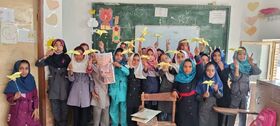 قصه، بازی و خلاقیت در روستاهای نهبندان؛ کتابخانه سیار کانون در کنار کودکان روستایی