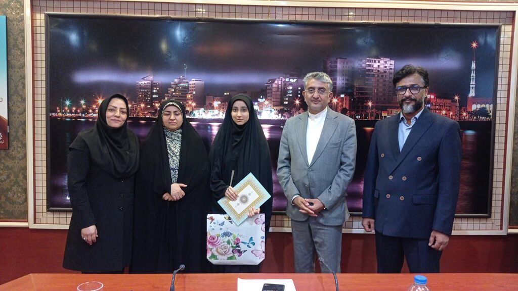 صدای کودکان و نوجوانان در مدیریت شهری بندرعباس طنینانداز شد / کلیدِ استمرار حضور نسل نو در تصمیمگیریهای شهری زده شد