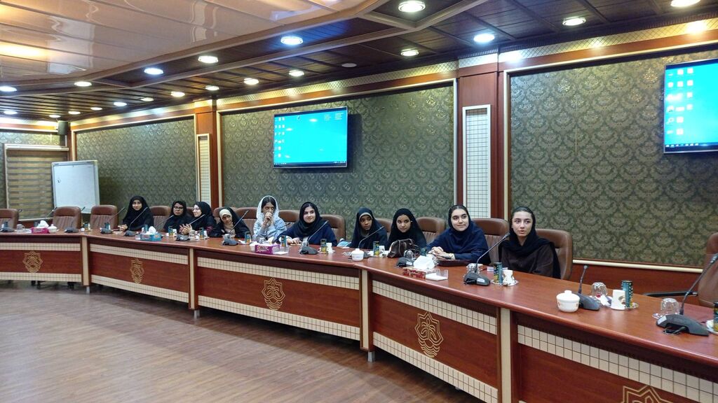 صدای کودکان و نوجوانان در مدیریت شهری بندرعباس طنینانداز شد / کلیدِ استمرار حضور نسل نو در تصمیمگیریهای شهری زده شد