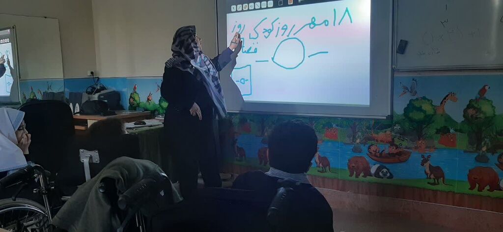 قصهگویی کانون البرز برای کودکان دارای نیازهای ویژه در هفته ملی کودک