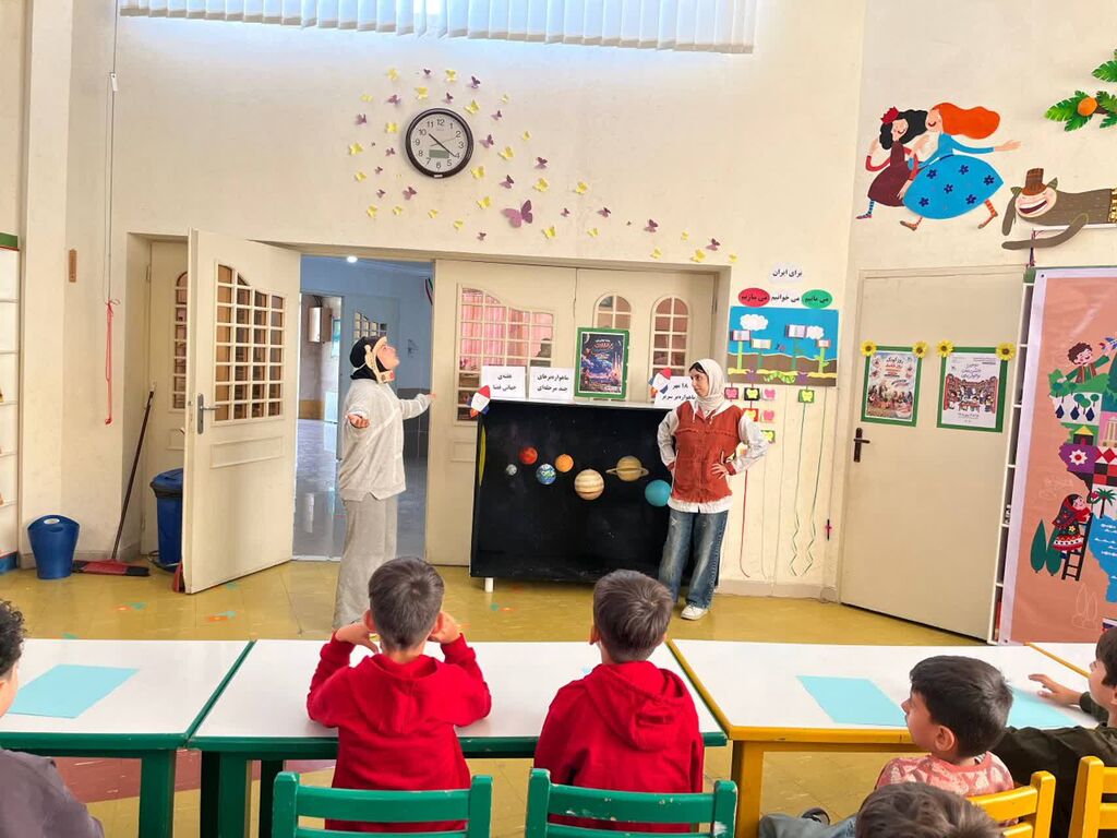 میزبانی کانون از دانش‌آموزان مدرسه با رویکرد «یادگیری از طریق بازی»