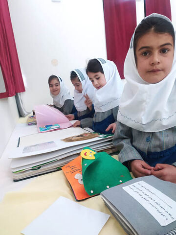 گزارش تصویری| نمایشگاه کتاب‌های حسی و لمسی در مراکز کانون اردبیل