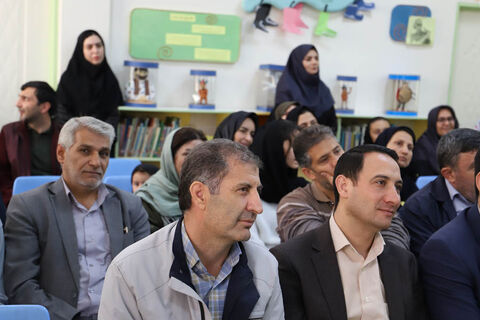 گزارش تصویری| نمایشگاه کتاب‌های حسی و لمسی در مراکز کانون اردبیل