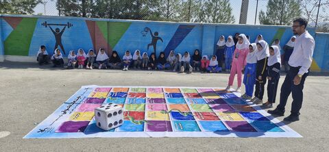 مدرسه شقایق گل محمدی