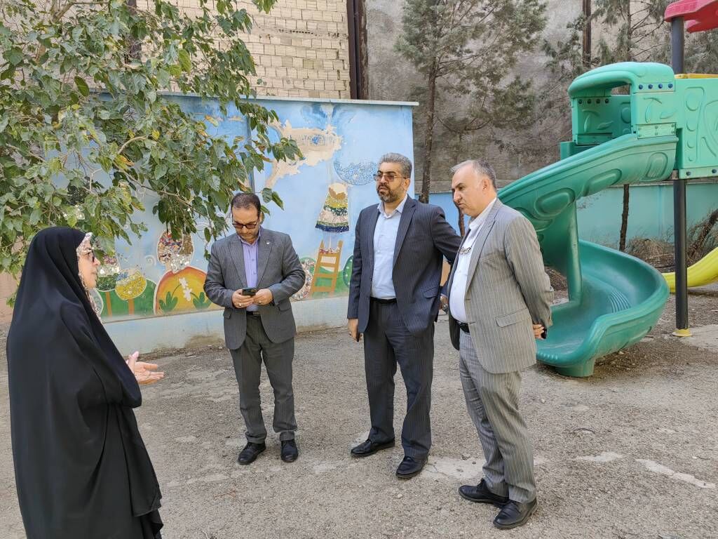 بررسی مشکلات زیرساختی مرکز کانون در دیدار مدیرکل کانون تهران با فرماندار شهرستان قدس