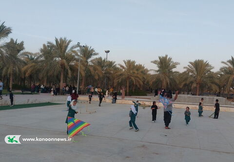 جشن پرواز بادبادکها در مراکز کانون استان بوشهر