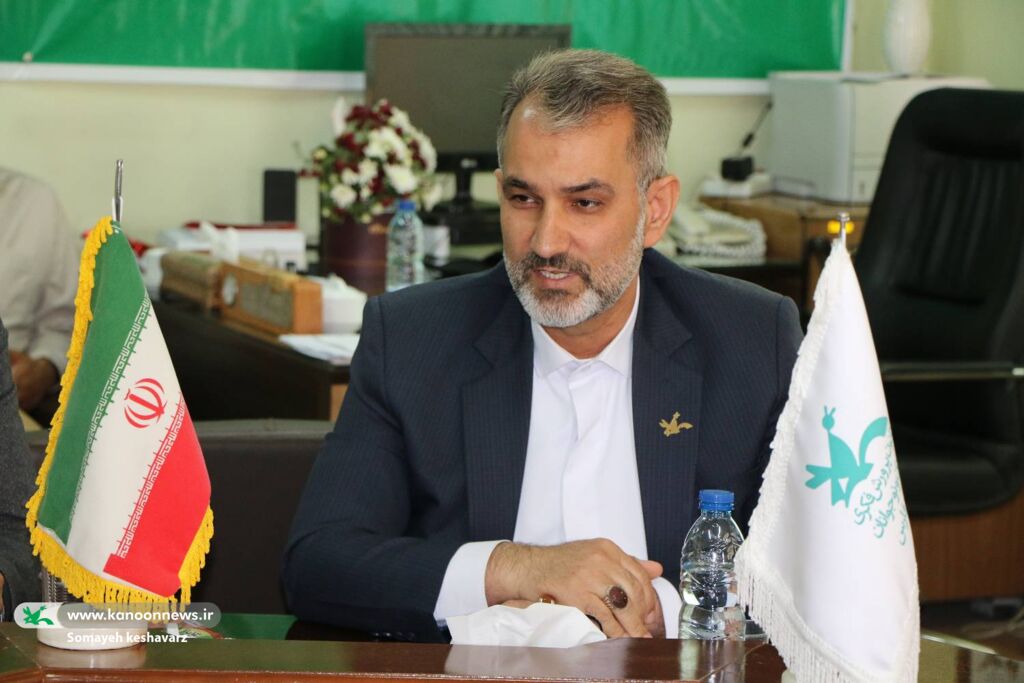 خدمت به کودکان و نوجوانان محور وحدت سازمانی است