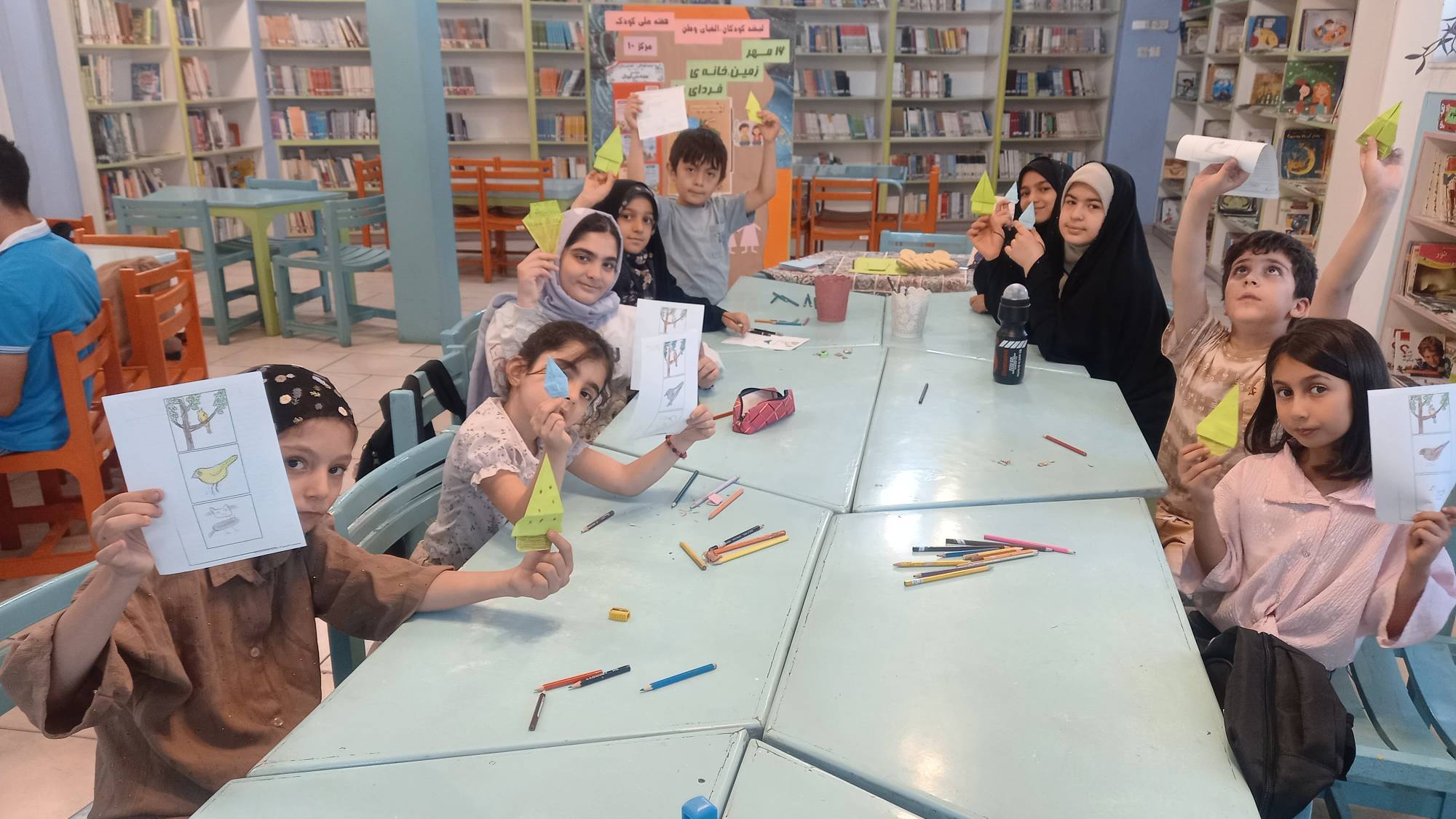 برگزاری ویژهبرنامه «لبخند کودکان، الفبای وطن» در مرکز۱۰