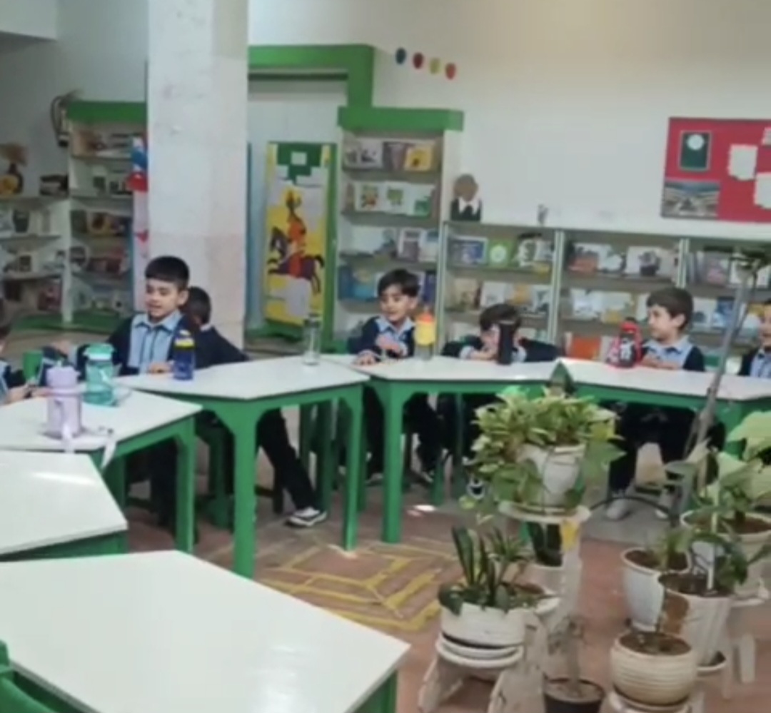 برگزاری ویژهبرنامه «لبخند کودکان، الفبای وطن» در مرکز۱۰