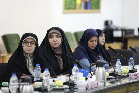 هفتمین نشست مدیران ارشد کانون