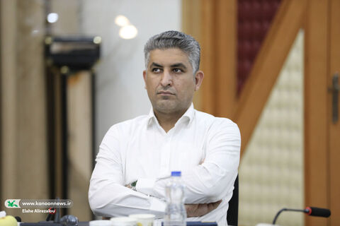 مهدی ذوالفقاری رئیس کانون زبان ایران   در  هفتمین نشست مدیران ارشد کانون