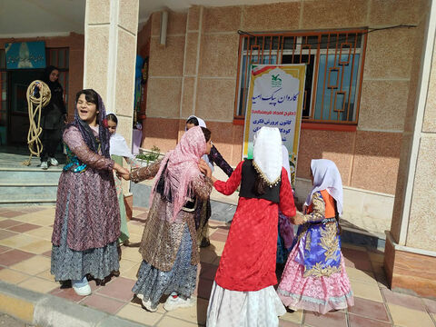 گزارش تصویری| پیک امید کانون استان اردبیل در شعر عنبران نمین