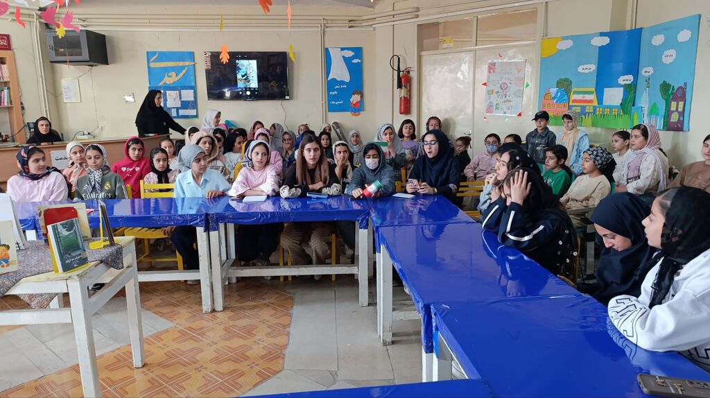 از دانشگاه فرهنگیان تا شهر سامن؛ سفر ادبی افشین علا به همدان