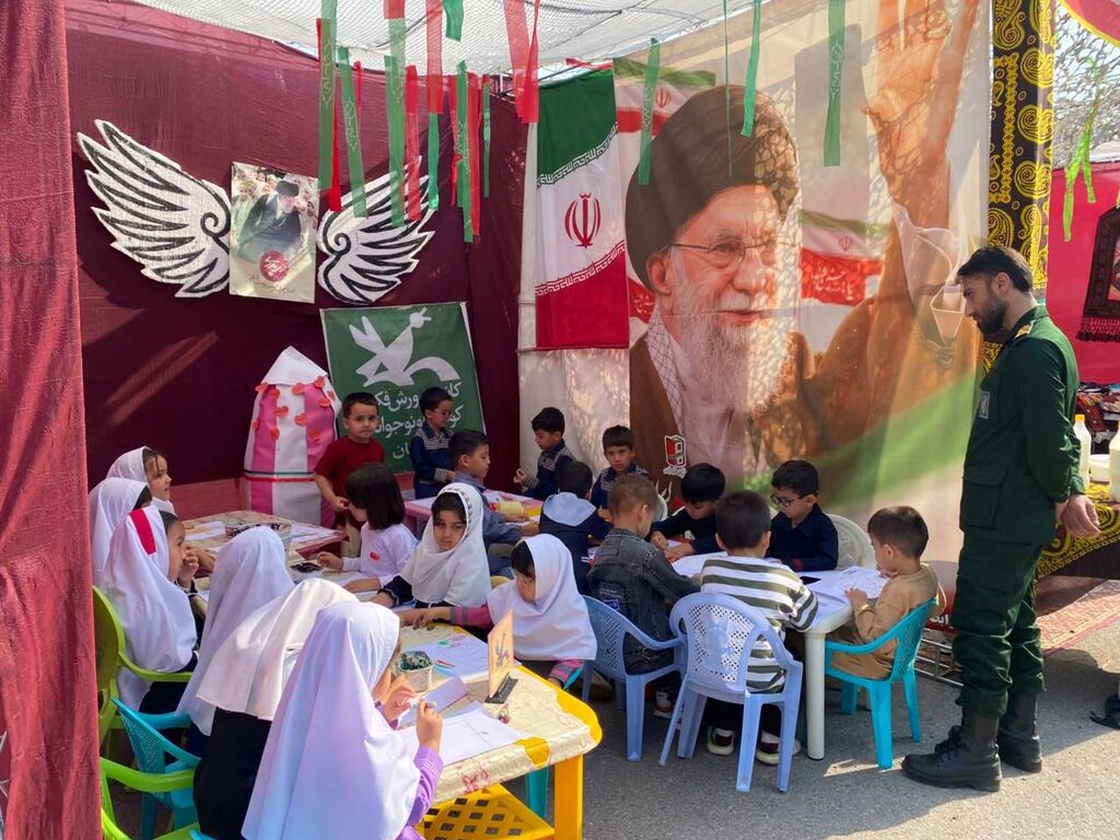 غرفه فرهنگی کانون گمیشان در یادواره شهدای بخش گلدشت