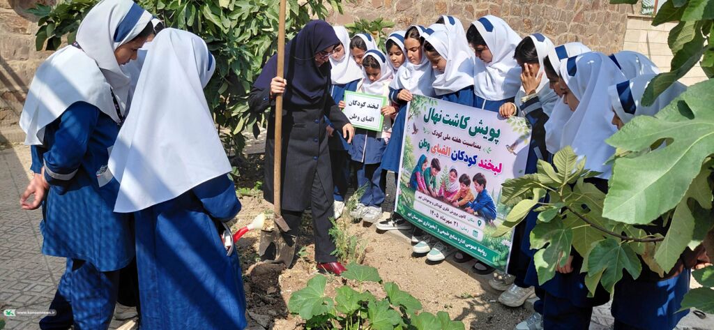 کانون ابهر در هفته ملی کودک؛ از ترویج کتاب‌خوانی تا کشف شگفتی‌های نجوم و کاشت نهال