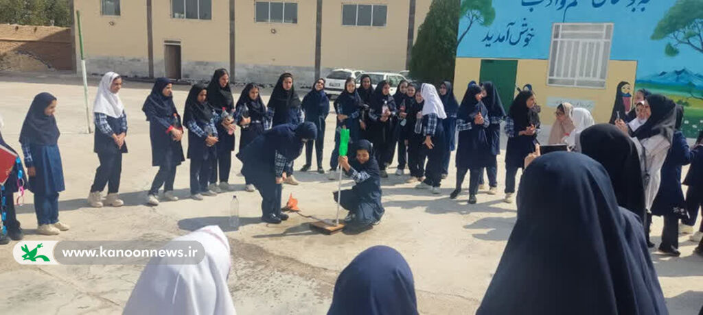 مرکز فرهنگی هنری کانون پرورش فکری شهرستان مهریز به اجرای برنامه‌های متفاوت ومفرح پرداخت