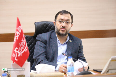 حامد علامتی، مدیرعامل کانون  در شصت و هفتمین نشست شورای نظارت بر اسباب بازی