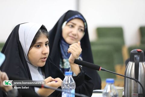 نشست دانش‌آموزان شاعر تهرانی