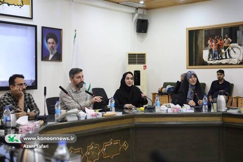 نشست دانش‌آموزان شاعر تهرانی