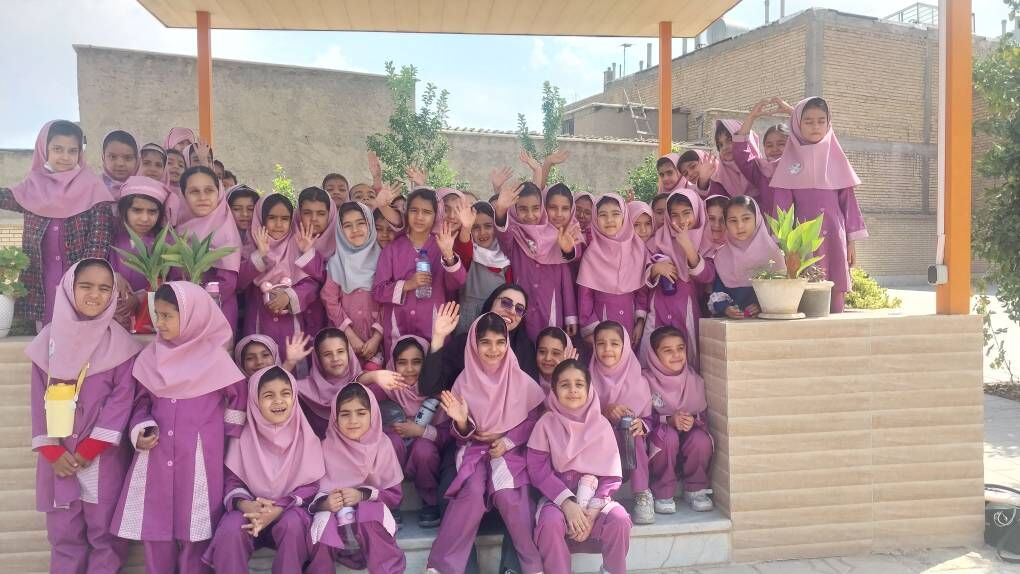 گذر از پل بازی تا باغ کلمات