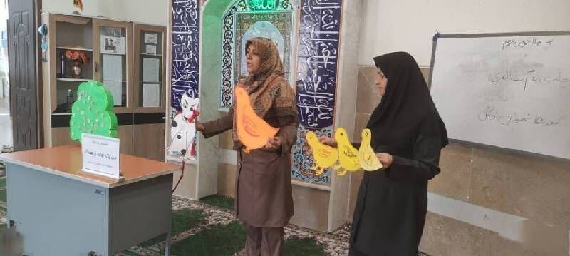 گذر از پل بازی تا باغ کلمات