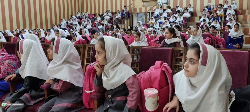 عضویت ۱۷۰ دانش‌آموز دختر سنندجی در کانون پرورش فکری کودکان و نوجوانان