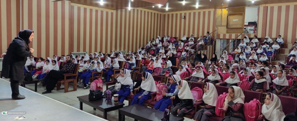 عضویت ۱۷۰ دانش‌آموز دختر سنندجی در کانون پرورش فکری کودکان و نوجوانان