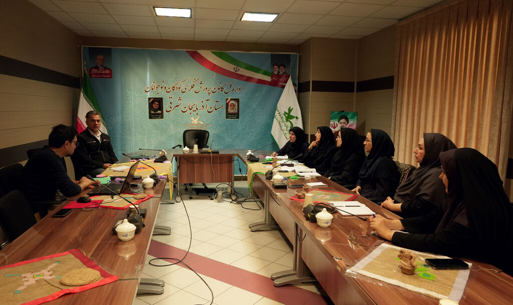 کانون آذربایجان شرقی مرکز برگزیده«مرکز + ستاره» خود را معرفی کرد