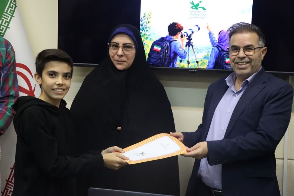 اعضای پویش بین‌المللی «در جست‌وجوی سیارک‌ها» تجلیل شدند