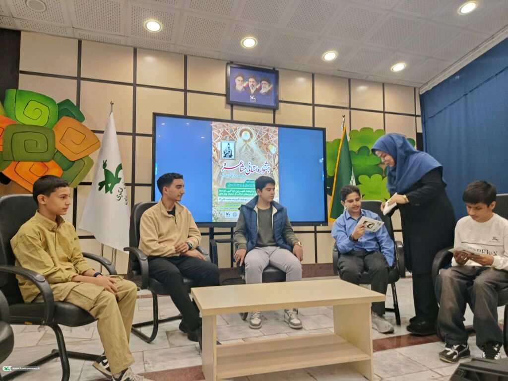 جشنواره استانی «مشاعره» با چاشنی لهجه‌ی شیرین اراکی در کانون برگزار شد